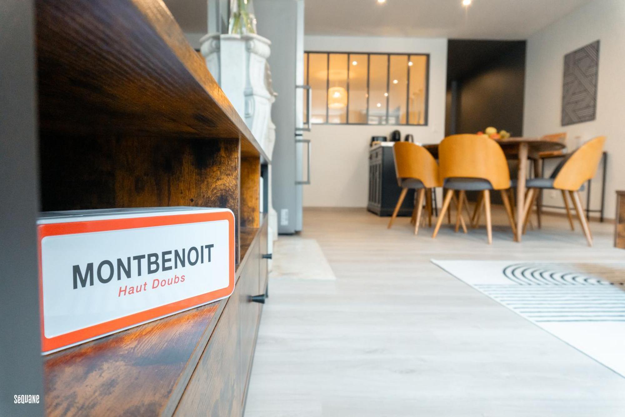 Appartement Hypercentre, Spacieux, Authentique - Le Haut Saugeais à Pontarlier Extérieur photo